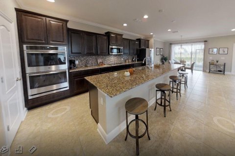 House in North Port, Florida 4 bedrooms, 248.7 sq.m. № 2098214 - photo 5