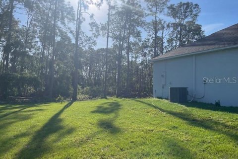 House in North Port, Florida 4 bedrooms, 248.7 sq.m. № 2098214 - photo 26