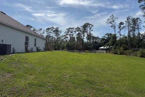 House in North Port, Florida 4 bedrooms, 248.7 sq.m. № 2098214 - photo 25