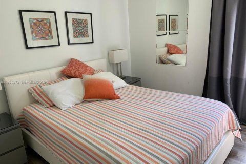 Снять в аренду виллу или дом в Киссимми, Флорида 4 спальни, 195м2, № 2009124 - фото 17