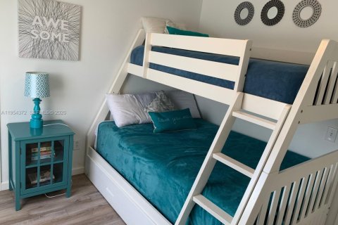 Снять в аренду виллу или дом в Киссимми, Флорида 4 спальни, 195м2, № 2009124 - фото 18