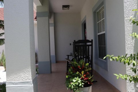 Casa en alquiler en Kissimmee, Florida, 4 dormitorios, 222.59 m2 № 1903246 - foto 3