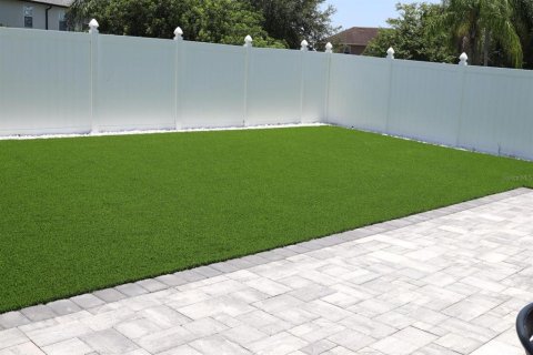 Casa en alquiler en Kissimmee, Florida, 4 dormitorios, 222.59 m2 № 1903246 - foto 19