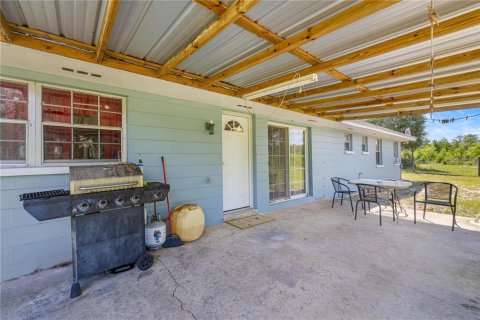 House in Archer, Florida 3 bedrooms, 156.08 sq.m. № 1725575 - photo 16
