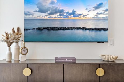 Copropriété à louer à Miami, Floride: 2 chambres, 74.69 m2 № 2154055 - photo 11