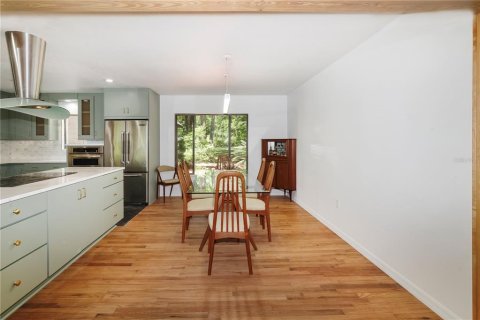 House in Gainesville, Florida 5 bedrooms, 308.62 sq.m. № 1644665 - photo 9