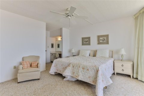 Condo in Ormond Beach, Florida, 2 bedrooms  № 1526716 - photo 30