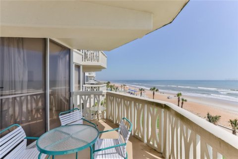 Condo in Ormond Beach, Florida, 2 bedrooms  № 1526716 - photo 16