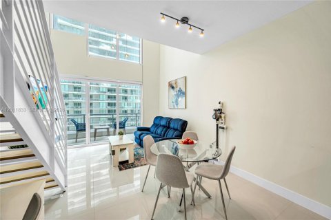 Copropriété à louer à Miami, Floride: 1 chambre, 72.93 m2 № 2074888 - photo 9