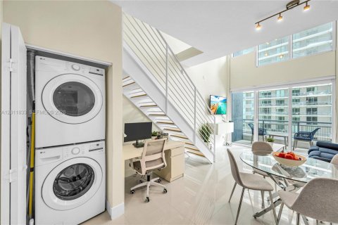 Copropriété à louer à Miami, Floride: 1 chambre, 72.93 m2 № 2074888 - photo 10