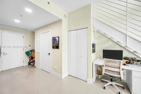 Copropriété à louer à Miami, Floride: 1 chambre, 72.93 m2 № 2074888 - photo 6