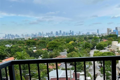 Condominio en venta en Coral Gables, Florida, 1 dormitorio, 72.56 m2 № 1863319 - foto 24