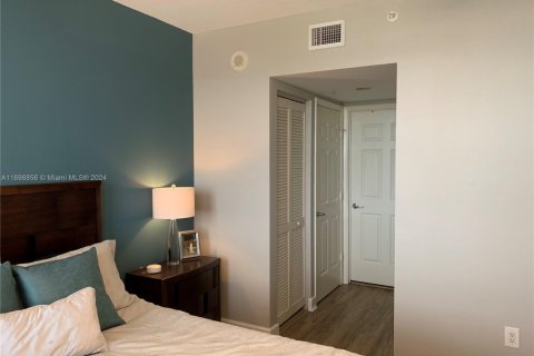 Condominio en venta en Coral Gables, Florida, 1 dormitorio, 72.56 m2 № 1863319 - foto 9