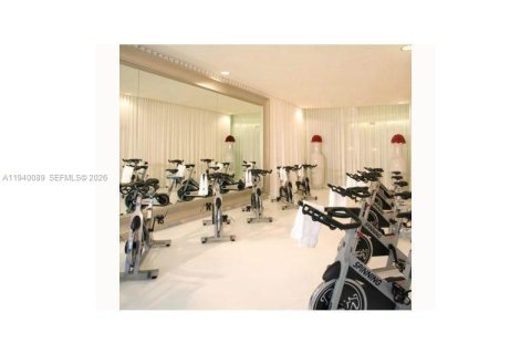 Copropriété à louer à Miami, Floride: 1 chambre, 87.33 m2 № 1997954 - photo 12