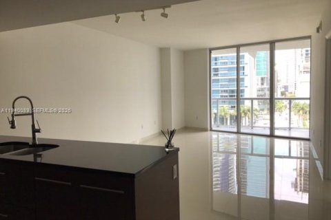 Copropriété à louer à Miami, Floride: 1 chambre, 87.33 m2 № 1997954 - photo 2