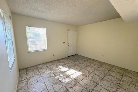 Condo in Tampa, Florida, 1 bedroom № 2238936 - photo 3