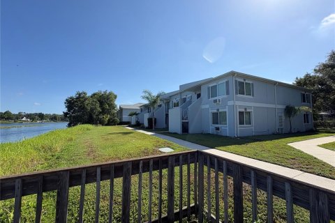 Condo in Tampa, Florida, 1 bedroom № 2238936 - photo 11