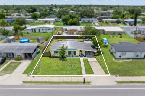 Casa en venta en Port Charlotte, Florida, 3 dormitorios, 98.85 m2 № 1805828 - foto 6