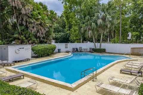 Condo in Winter Haven, Florida, 3 bedrooms  № 2391550 - photo 5