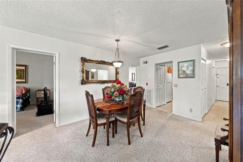 Condo in Winter Haven, Florida, 3 bedrooms  № 2391550 - photo 13