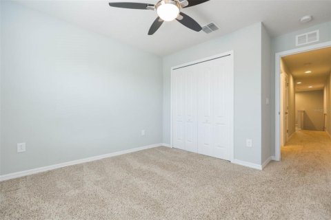 Touwnhouse à louer à Brandon, Floride: 3 chambres, 142.7 m2 № 2414997 - photo 8