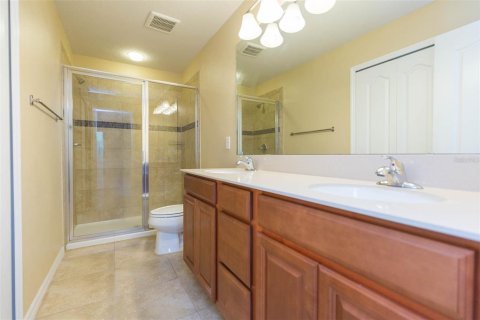 Touwnhouse à louer à Brandon, Floride: 3 chambres, 142.7 m2 № 2414997 - photo 16