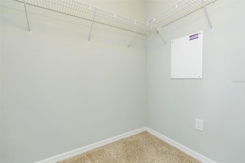 Touwnhouse à louer à Brandon, Floride: 3 chambres, 142.7 m2 № 2414997 - photo 15