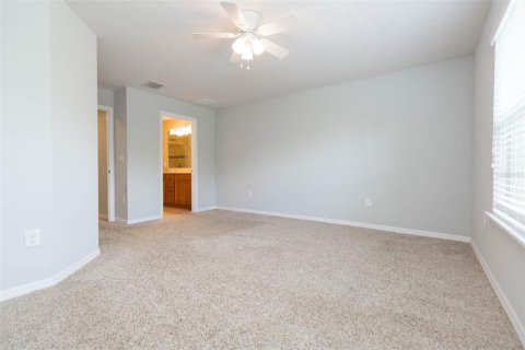 Touwnhouse à louer à Brandon, Floride: 3 chambres, 142.7 m2 № 2414997 - photo 14