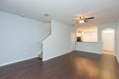 Touwnhouse à louer à Brandon, Floride: 3 chambres, 142.7 m2 № 2414997 - photo 6