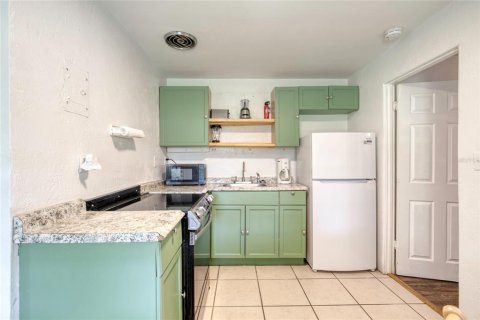 Duplex in Daytona Beach, Florida 2 bedrooms, 104.05 sq.m. № 1906438 - photo 17