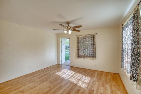 Duplex in Daytona Beach, Florida 2 bedrooms, 104.05 sq.m. № 1906438 - photo 26