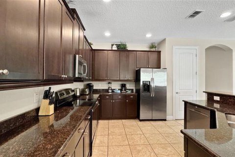 Купить виллу или дом в Фор-Корнерс, Флорида 5 комнат, 308.99м2, № 1742608 - фото 10