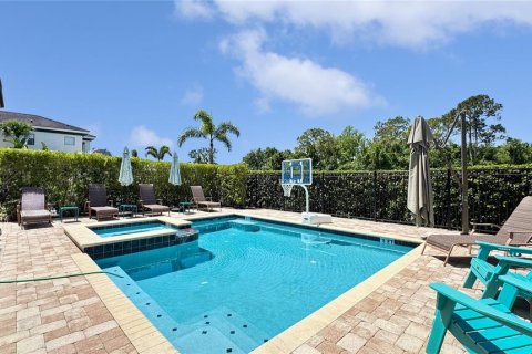 Купить виллу или дом в Фор-Корнерс, Флорида 5 комнат, 308.99м2, № 1742608 - фото 5