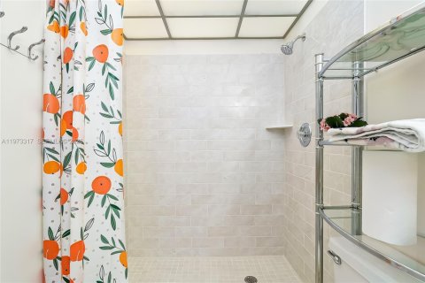 Купить кондоминиум в Тамарак, Флорида 2 спальни, 76.83м2, № 2033897 - фото 30