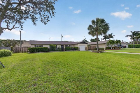 Villa ou maison à vendre à Palm Beach Gardens, Floride: 3 chambres, 129.32 m2 № 2083323 - photo 17