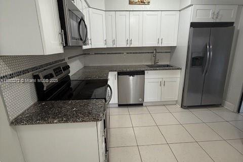 House in North Miami, Florida 2 bedrooms, 92.9 sq.m. № 1930696 - photo 6