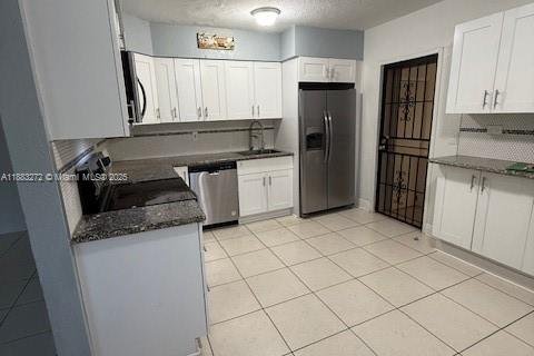 House in North Miami, Florida 2 bedrooms, 92.9 sq.m. № 1930696 - photo 5