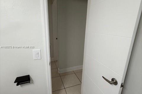 House in North Miami, Florida 2 bedrooms, 92.9 sq.m. № 1930696 - photo 13