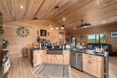Casa en venta en Bell, Florida, 3 dormitorios, 209.03 m2 № 2201926 - foto 13