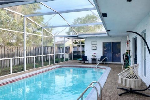 Villa ou maison à vendre à Sunrise, Floride: 4 chambres, 180.51 m2 № 2000134 - photo 17