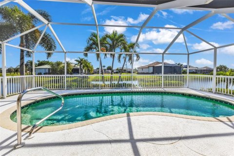 Villa ou maison à vendre à Punta Gorda, Floride: 3 chambres, 159.88 m2 № 2361185 - photo 3