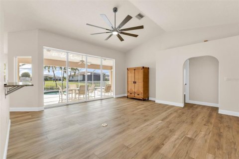 Villa ou maison à vendre à Punta Gorda, Floride: 3 chambres, 159.88 m2 № 2361185 - photo 11