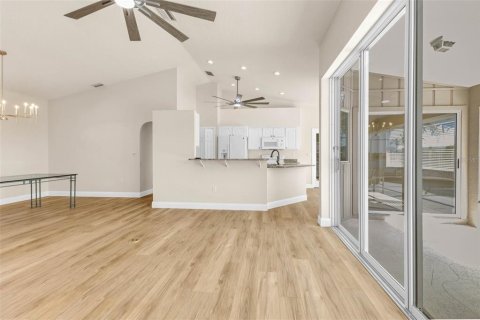 Villa ou maison à vendre à Punta Gorda, Floride: 3 chambres, 159.88 m2 № 2361185 - photo 13