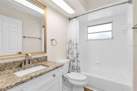 Villa ou maison à vendre à Punta Gorda, Floride: 3 chambres, 159.88 m2 № 2361185 - photo 24