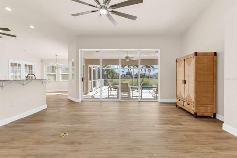 Villa ou maison à vendre à Punta Gorda, Floride: 3 chambres, 159.88 m2 № 2361185 - photo 9