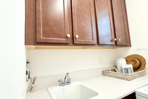 House in Saint Cloud, Florida 4 bedrooms, 253.81 sq.m. № 1780589 - photo 22