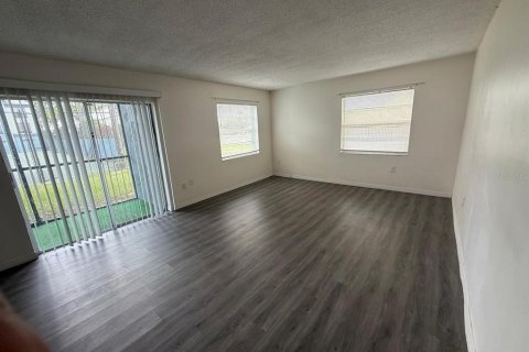Condo in Orlando, Florida, 2 bedrooms  № 1848470 - photo 6