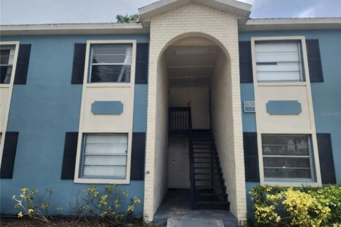 Condo in Orlando, Florida, 2 bedrooms  № 1848470 - photo 1