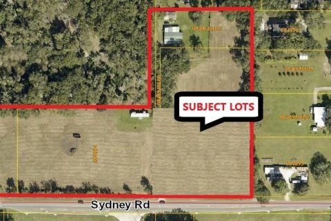 Terreno en venta en Dover, Florida № 1622070 - foto 1