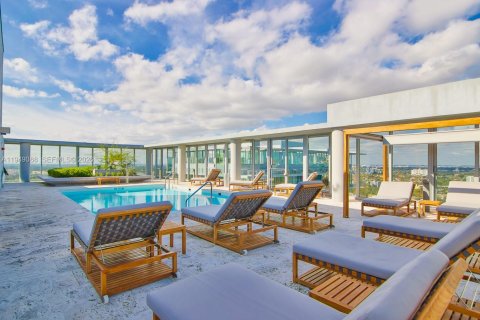 Снять в аренду кондоминиум в Майами, Флорида 2 спальни, 102.66м2, № 2005495 - фото 30